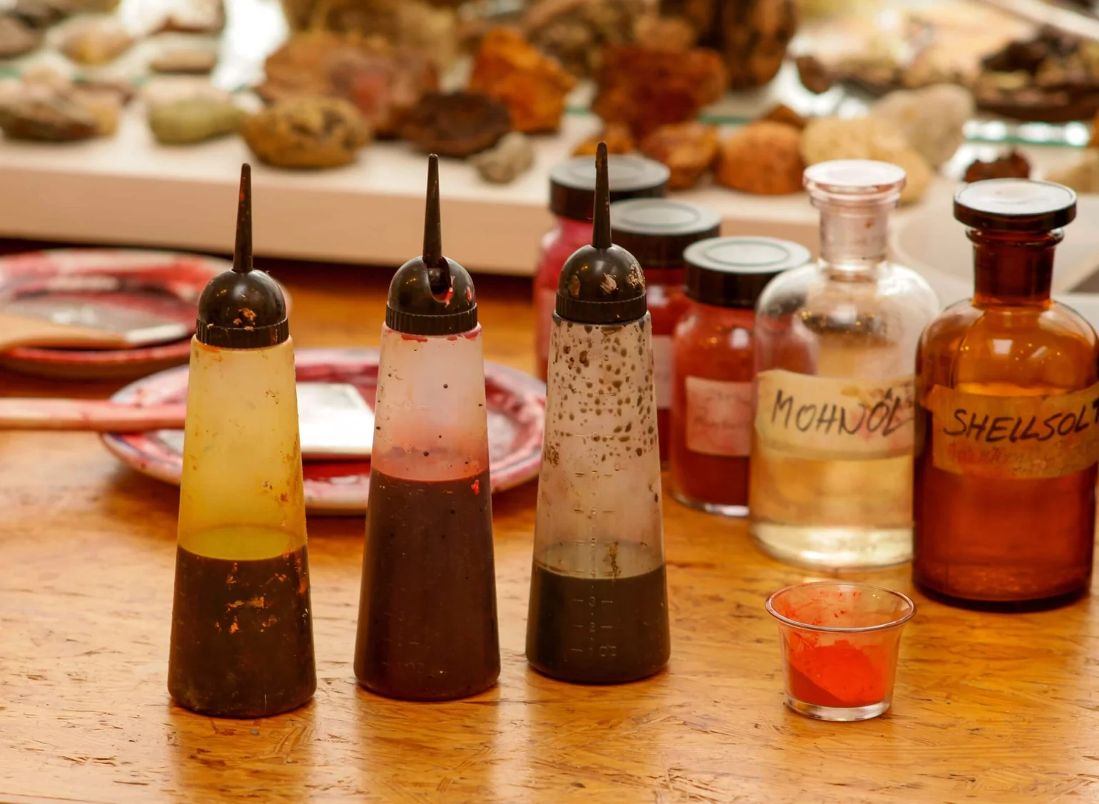 Beizen und Materialien aus der Atelierpraxis Gabriele Musebrinks